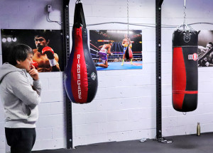 Боксерская груша – лучший друг хоккеиста?