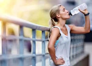 Сколько нужно пить воды спортсмену